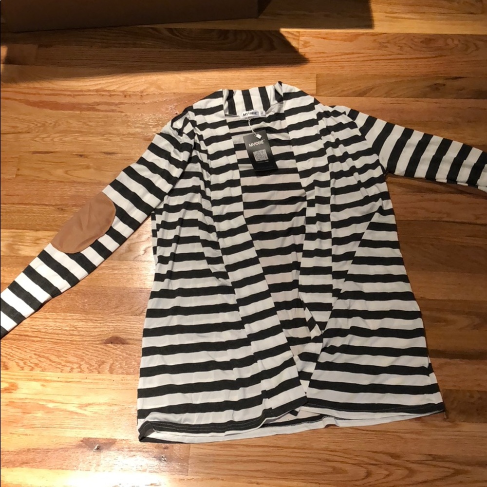 Myobe Long sleeve top with elbow patches - XL